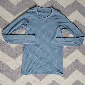 LULULEMON Long Sleeve Shirt